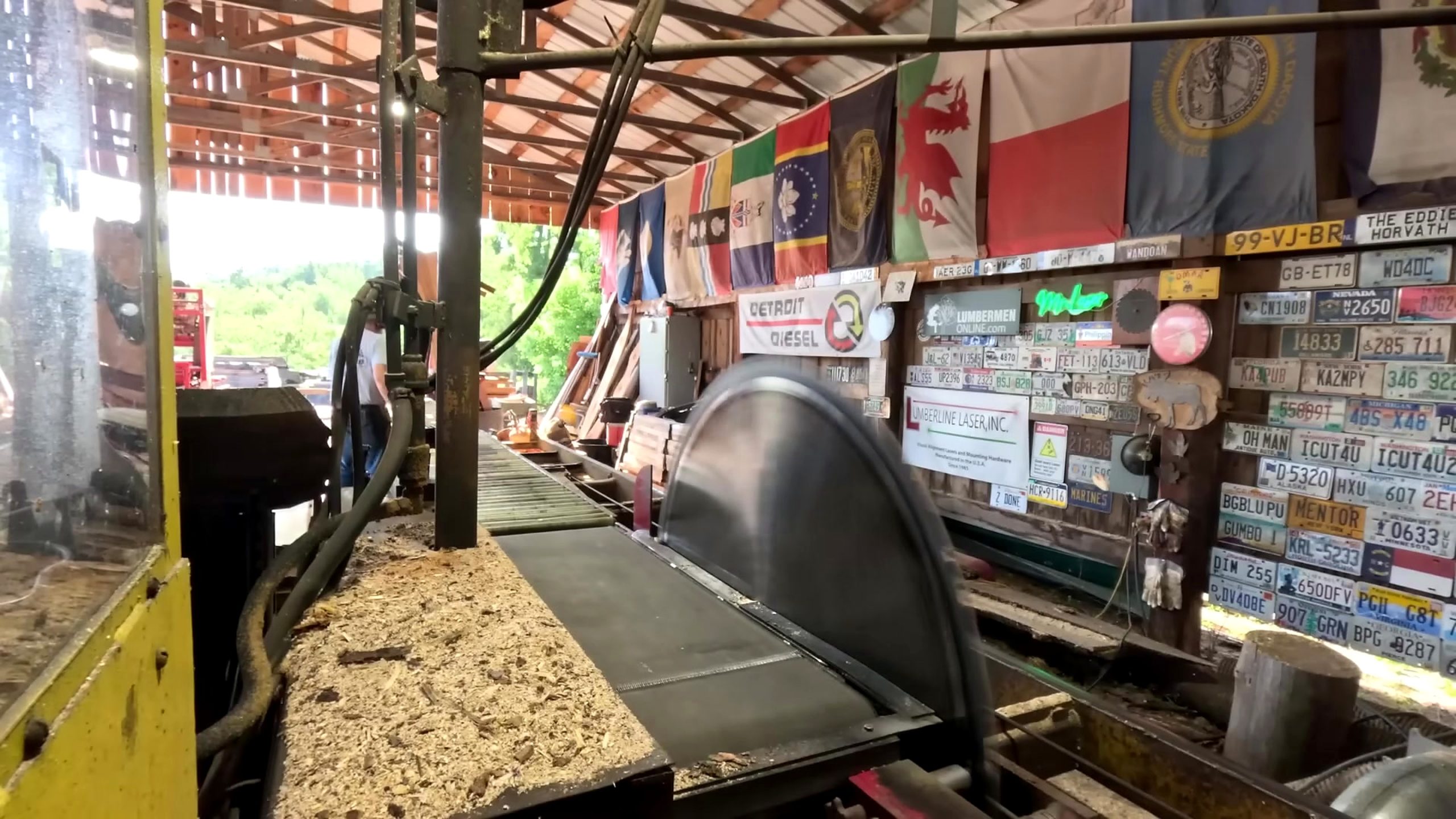 sawing spruce 2x6s 892 - the main work stage that carries the video's practical lesson