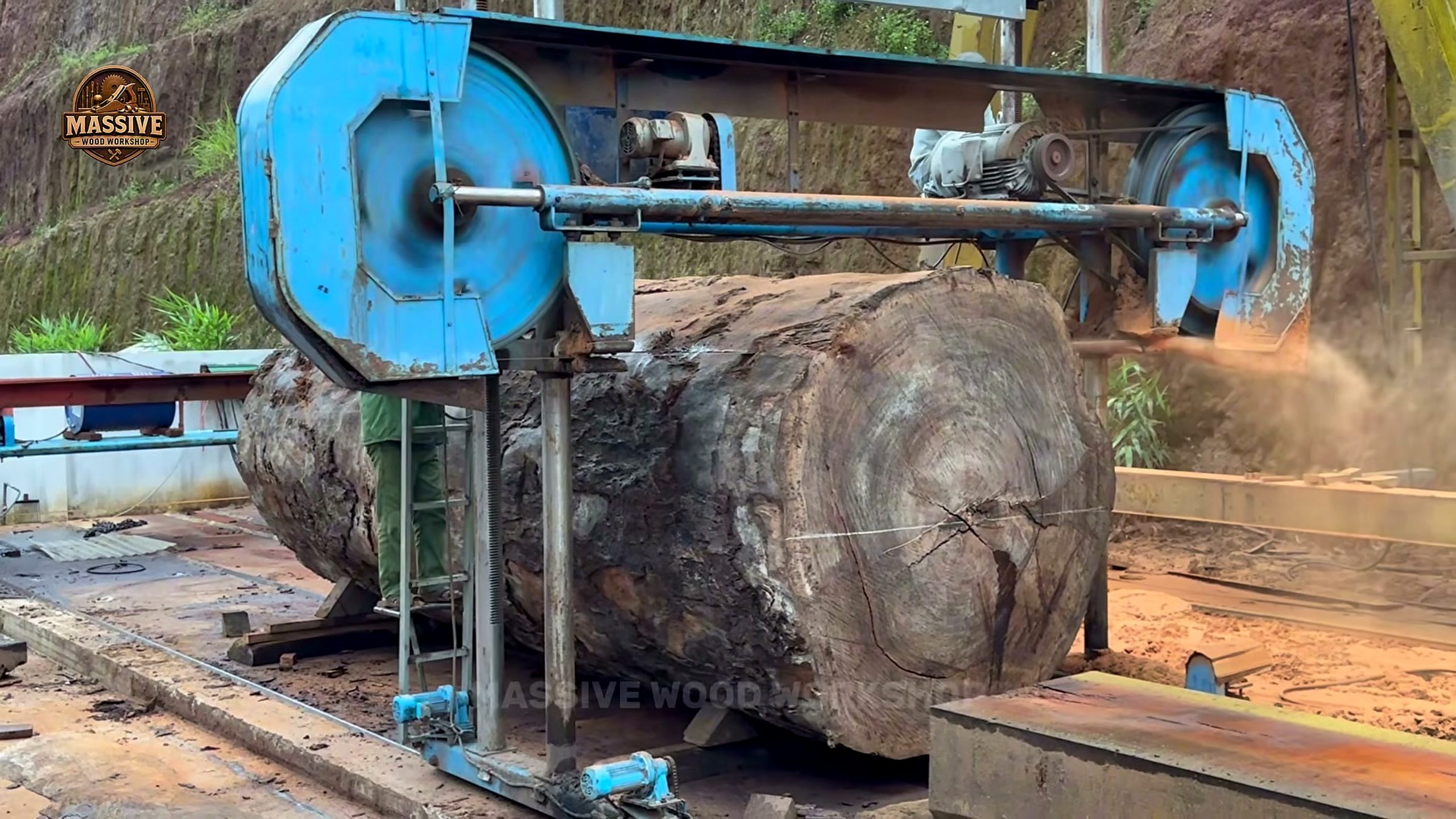 massive log bandsaw slab milling process - log carriage setup
