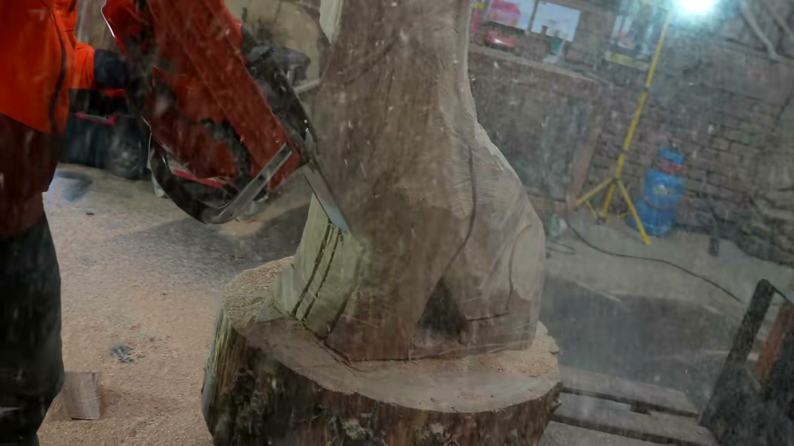 amazing giant log becomes life size source video process analysis