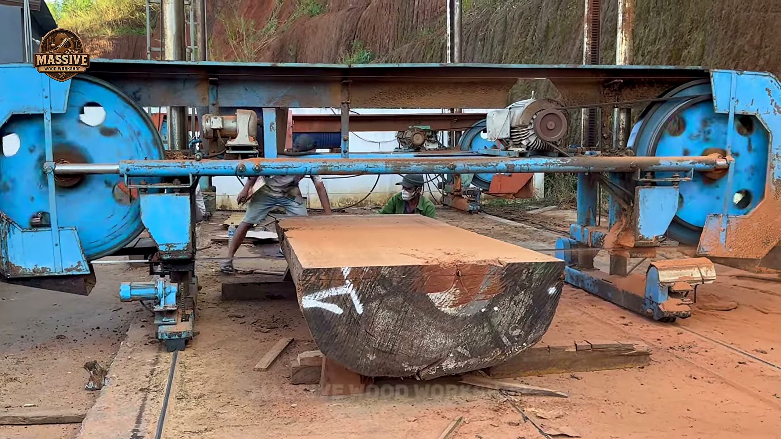 ancient timber - the main work stage that carries the video's practical lesson