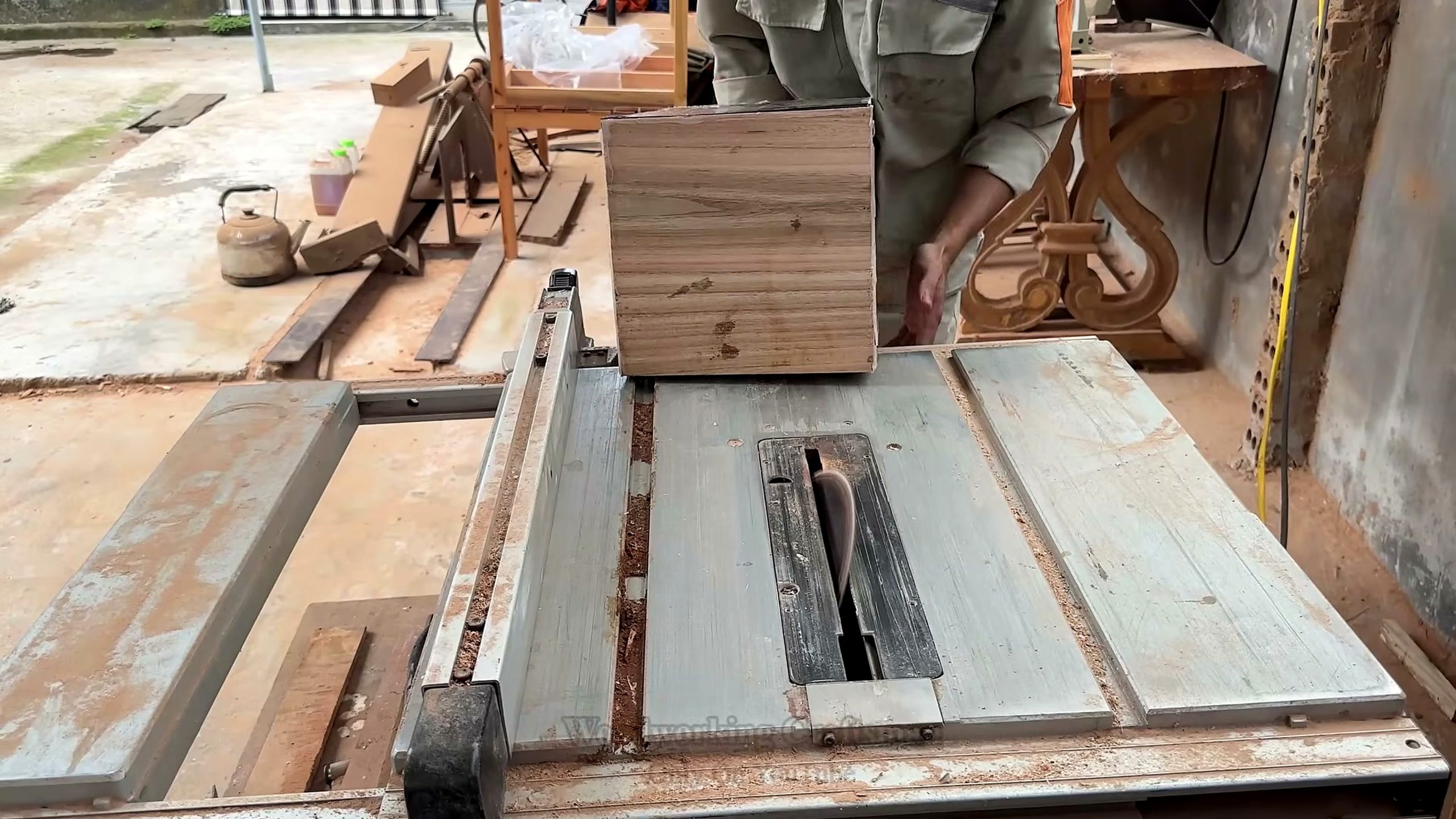 colorful strips wood becomes artistic masterpiece - the setup or early workflow visible in the source video