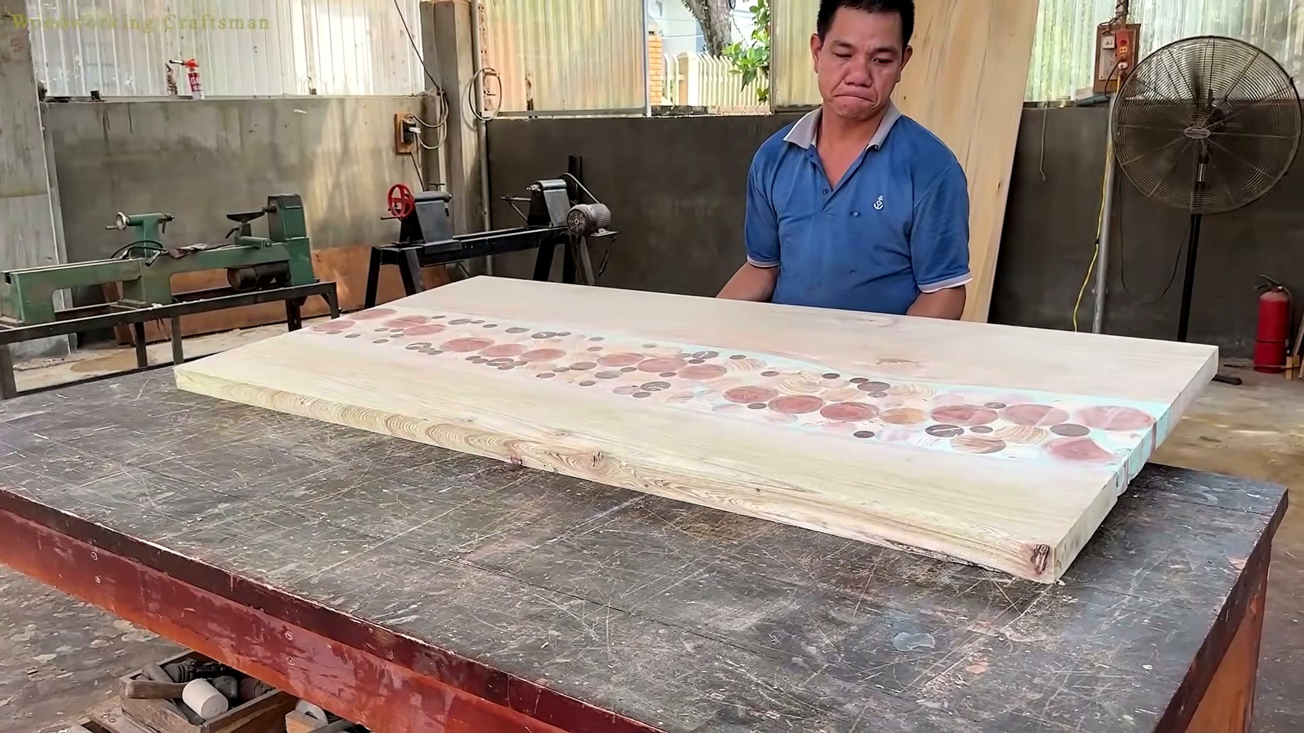 magic woodworking transform rough ugly wood - the main work stage that carries the video's practical lesson