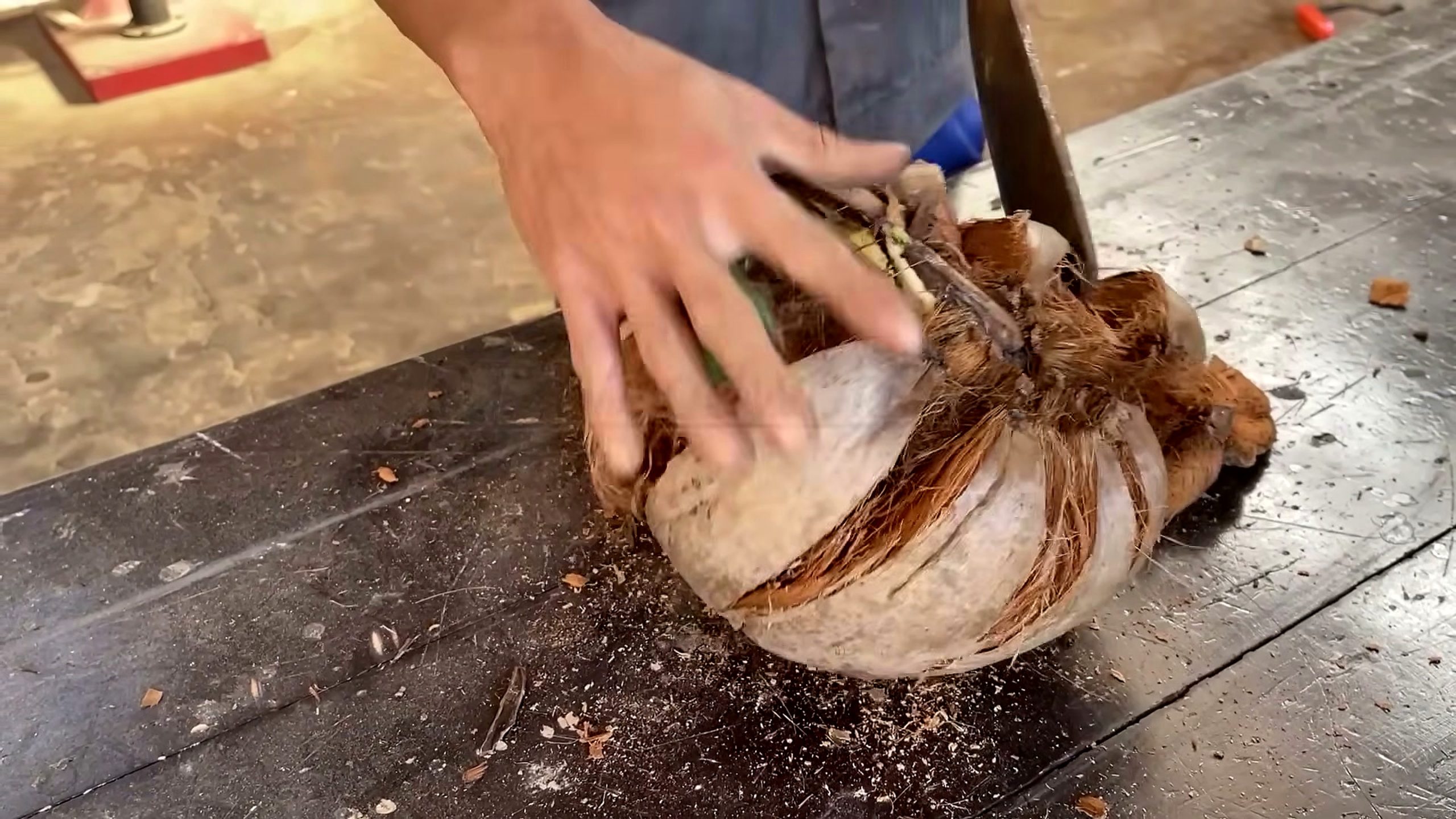 coconut wood turning - the source video context before the main process is judged