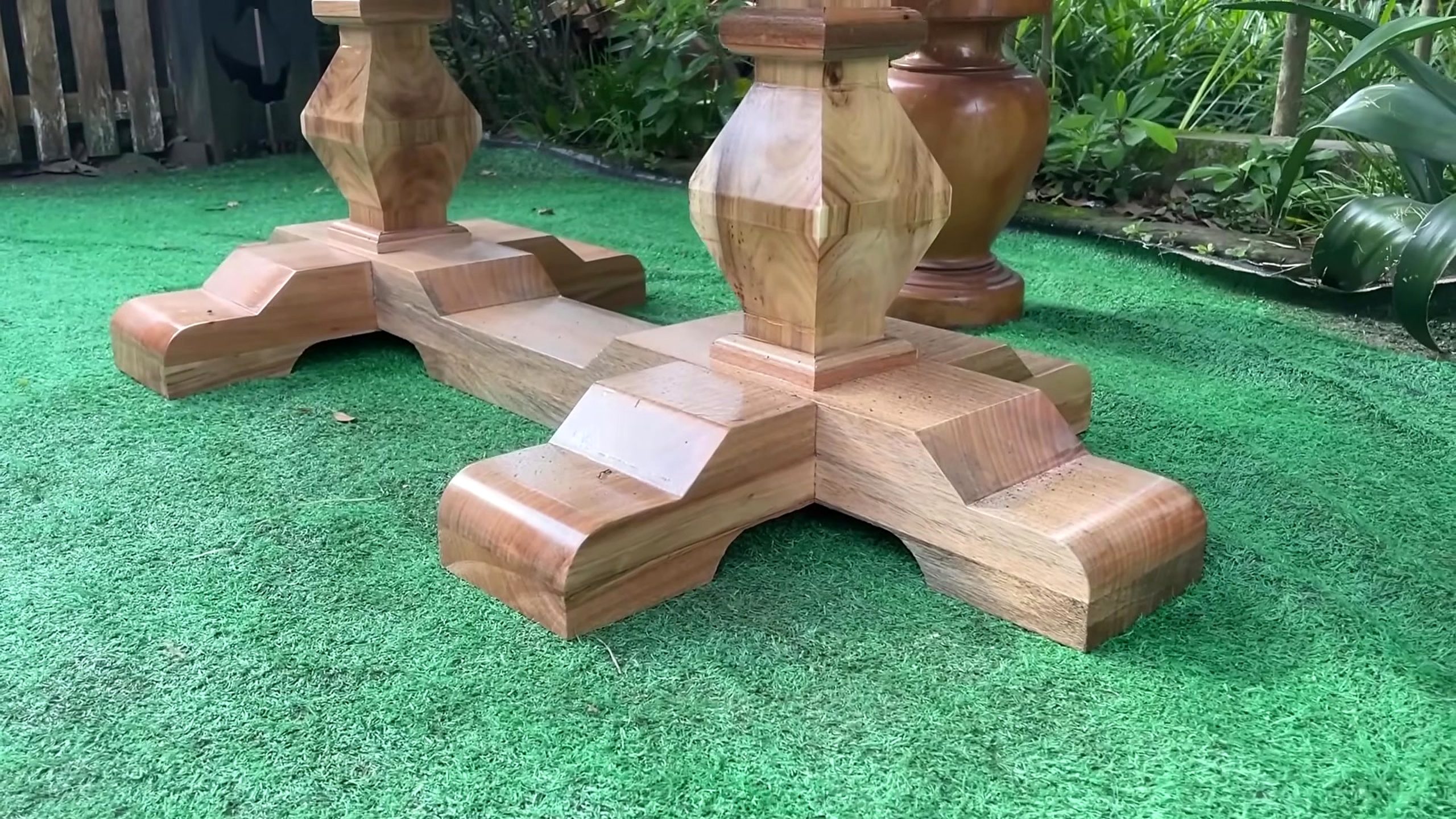 lychee red log dining table process - pedestal base and foot spread for the dining table