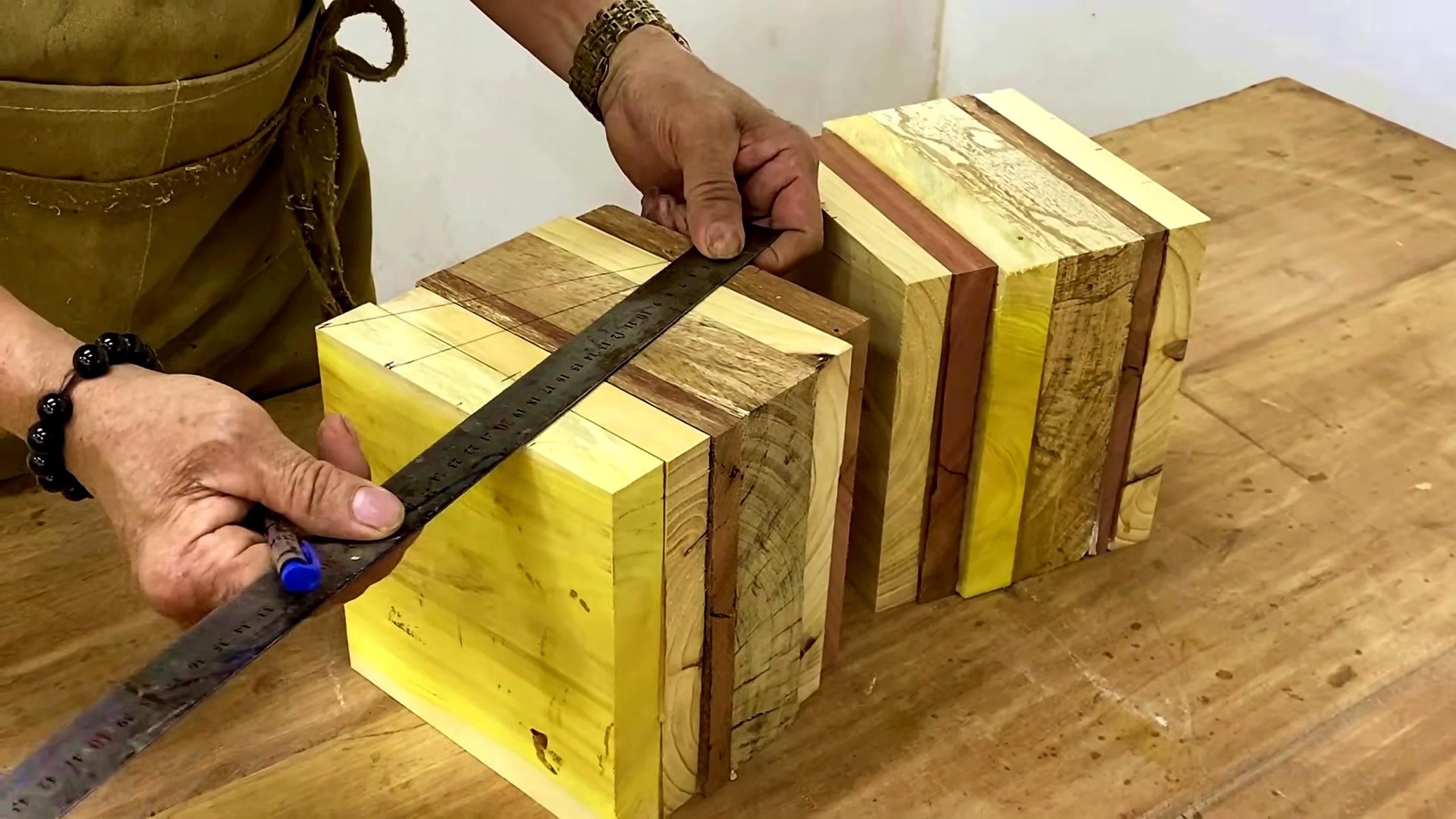 super clever diy wooden craft idea - the source video context before the main process is judged