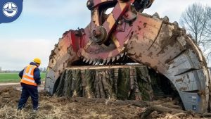 Mind Blowing Heavy Duty Equipment And Crazy Powerful Machinery That Will Leave You Speechless - YouTube original thumbnail