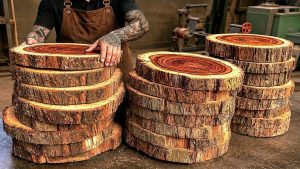 Lychee Red Log Dining Table Process - YouTube original thumbnail