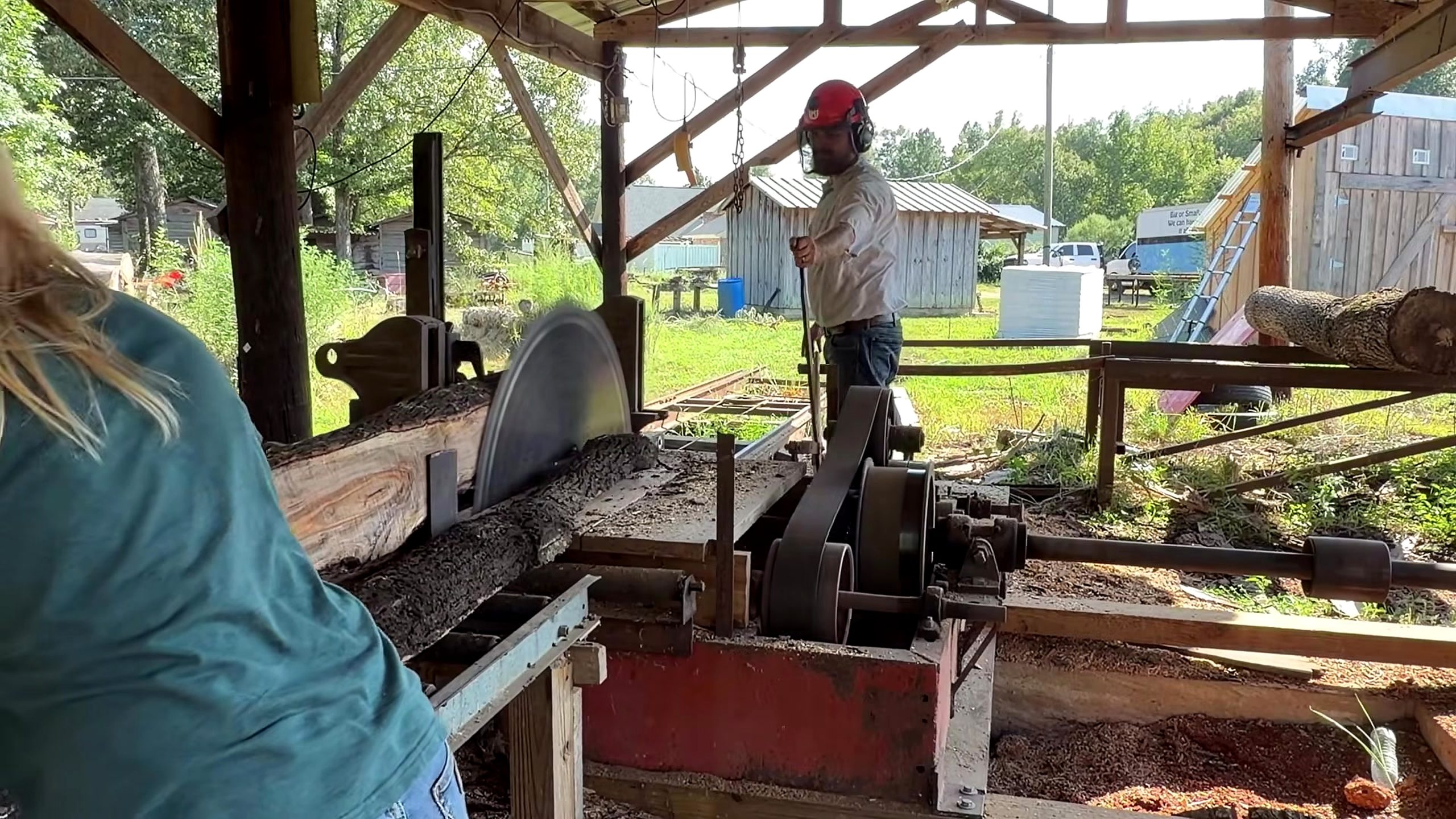 sweet gum circle sawmill carriage during repeated cutting passes