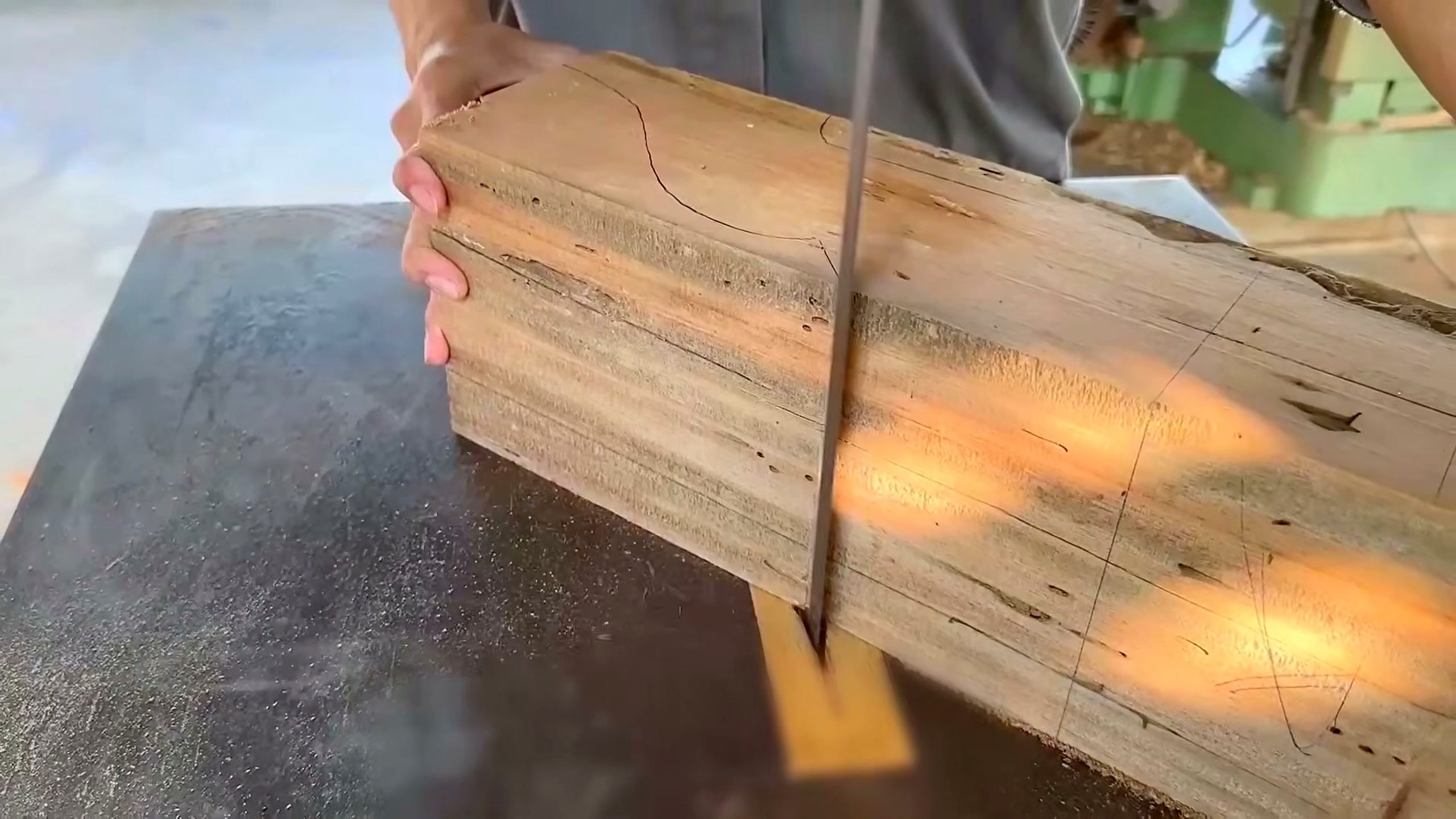 you crazy seeing train sleeper wood - the main work stage that carries the video's practical lesson