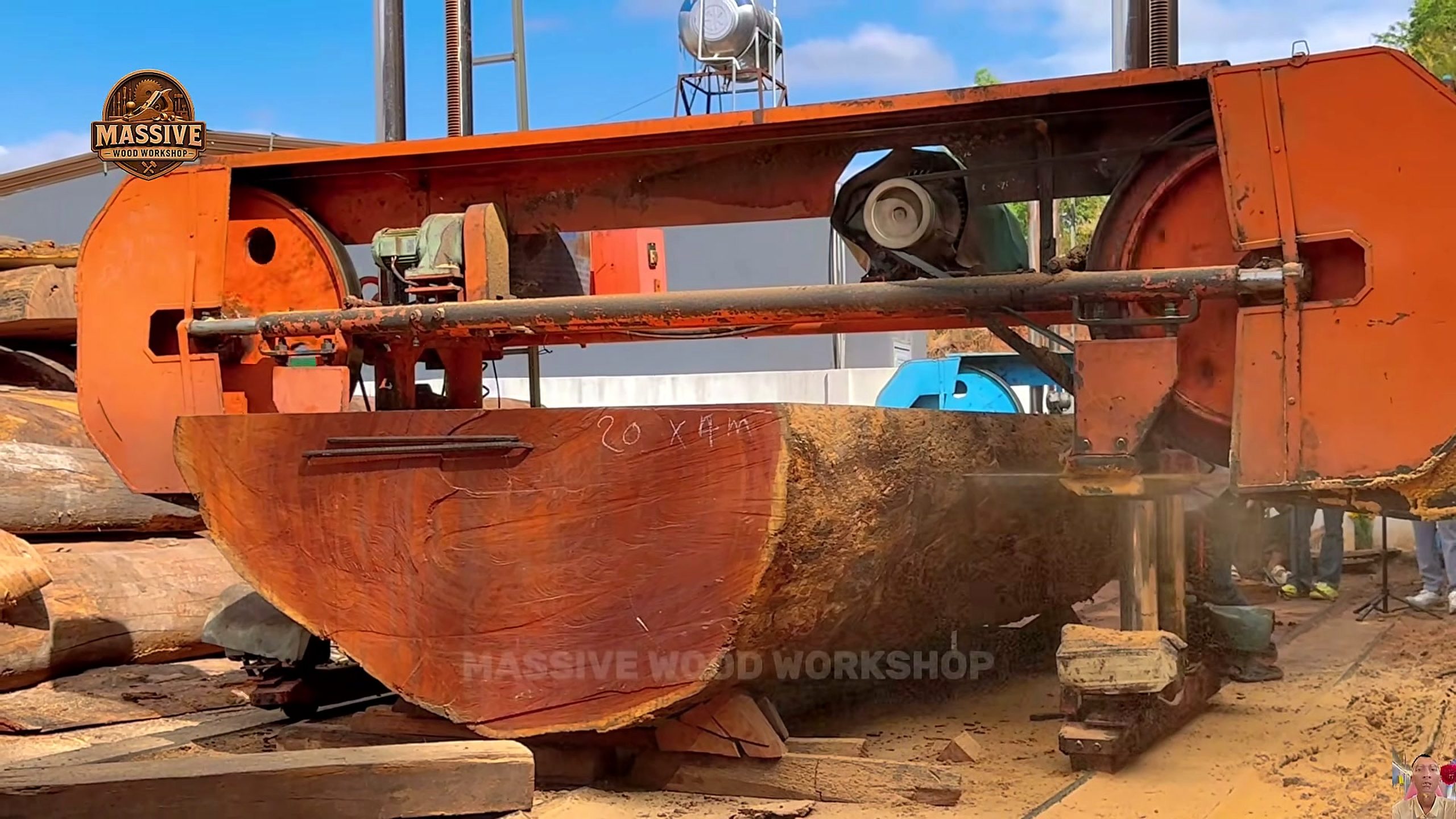giant log factory intake breakdown - the setup frame showing support and first handling decisions