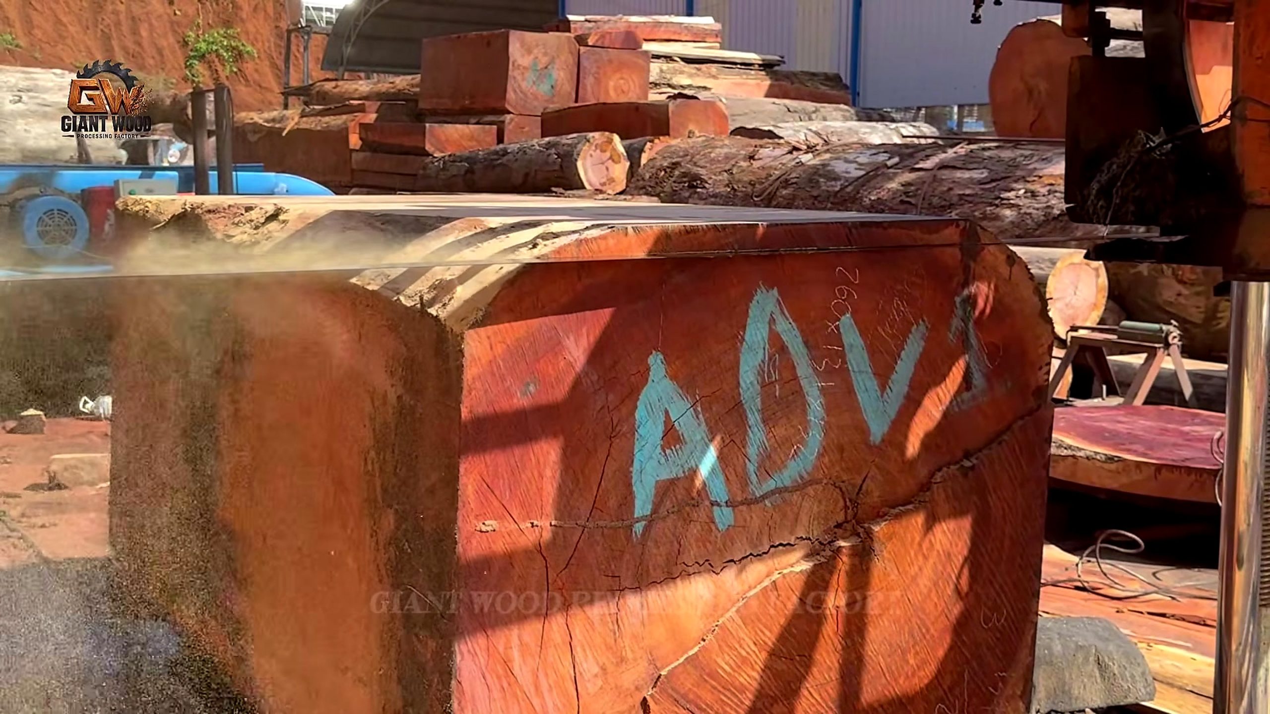 lumber processing - the source video context before the main process is judged