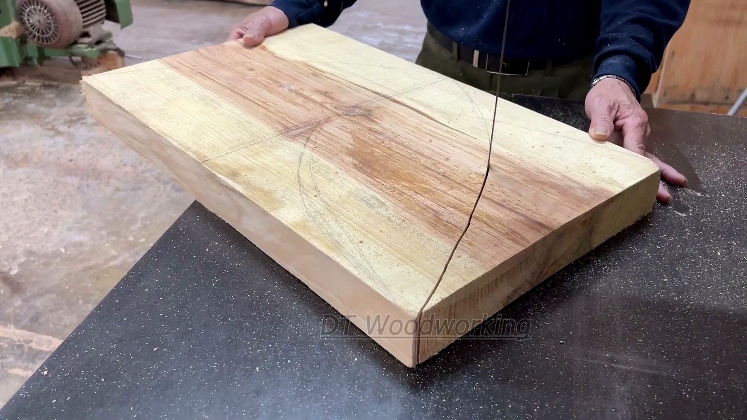 american pine wood - the source video context before the main process is judged