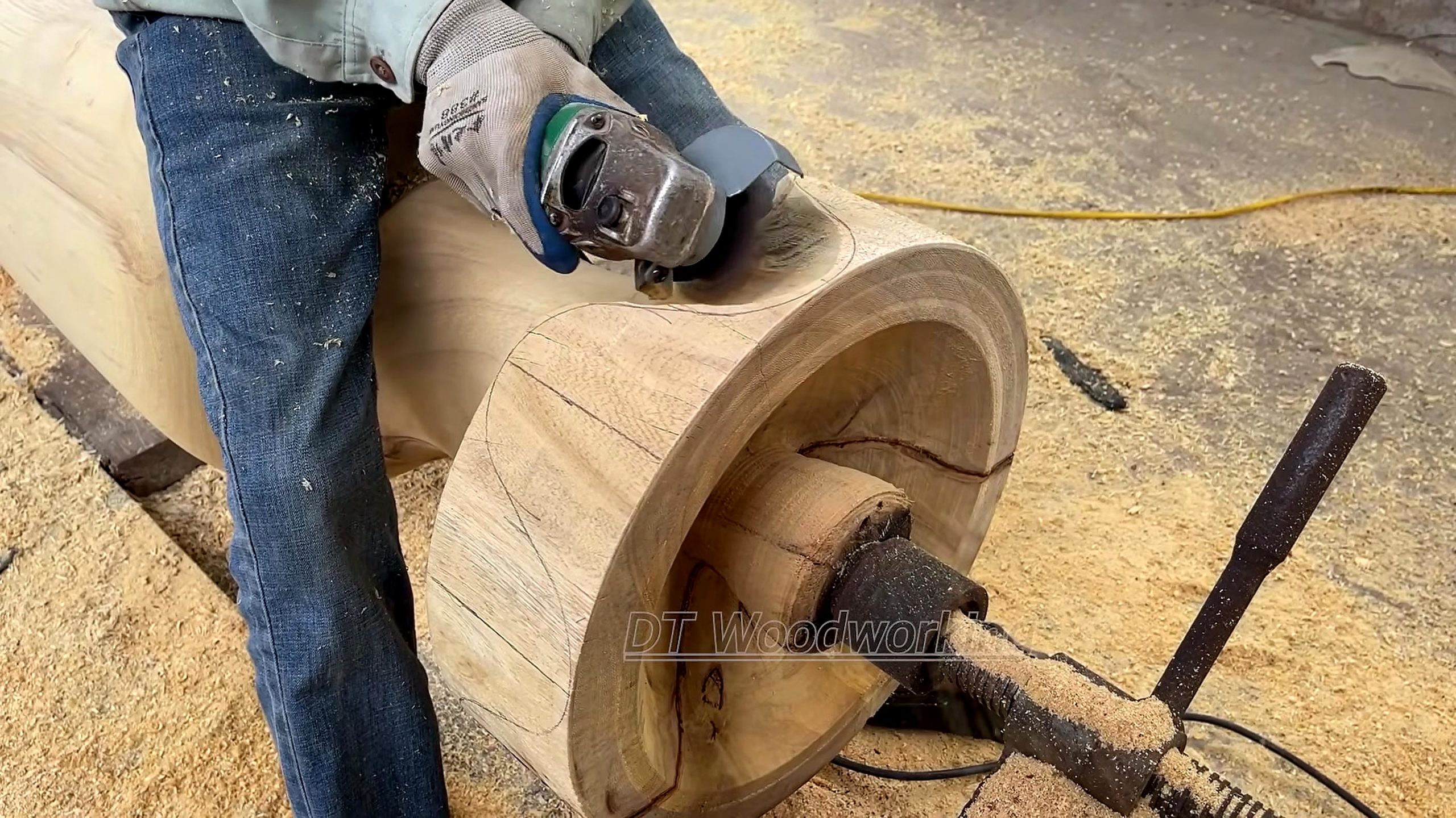 giant burnt log woodturning process - a detail-check moment that helps readers inspect the process