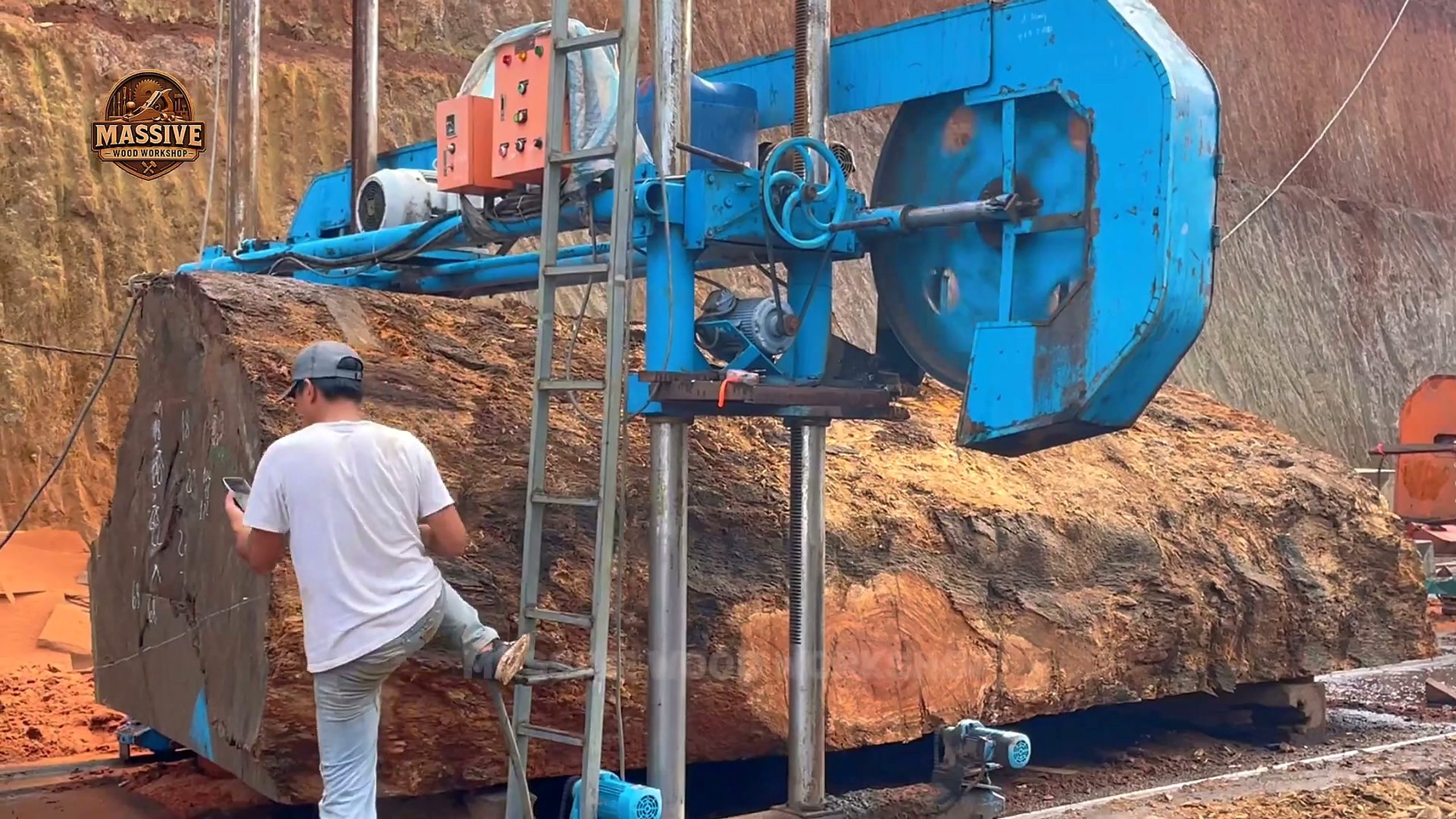 giant wood slab - the setup or early workflow visible in the source video