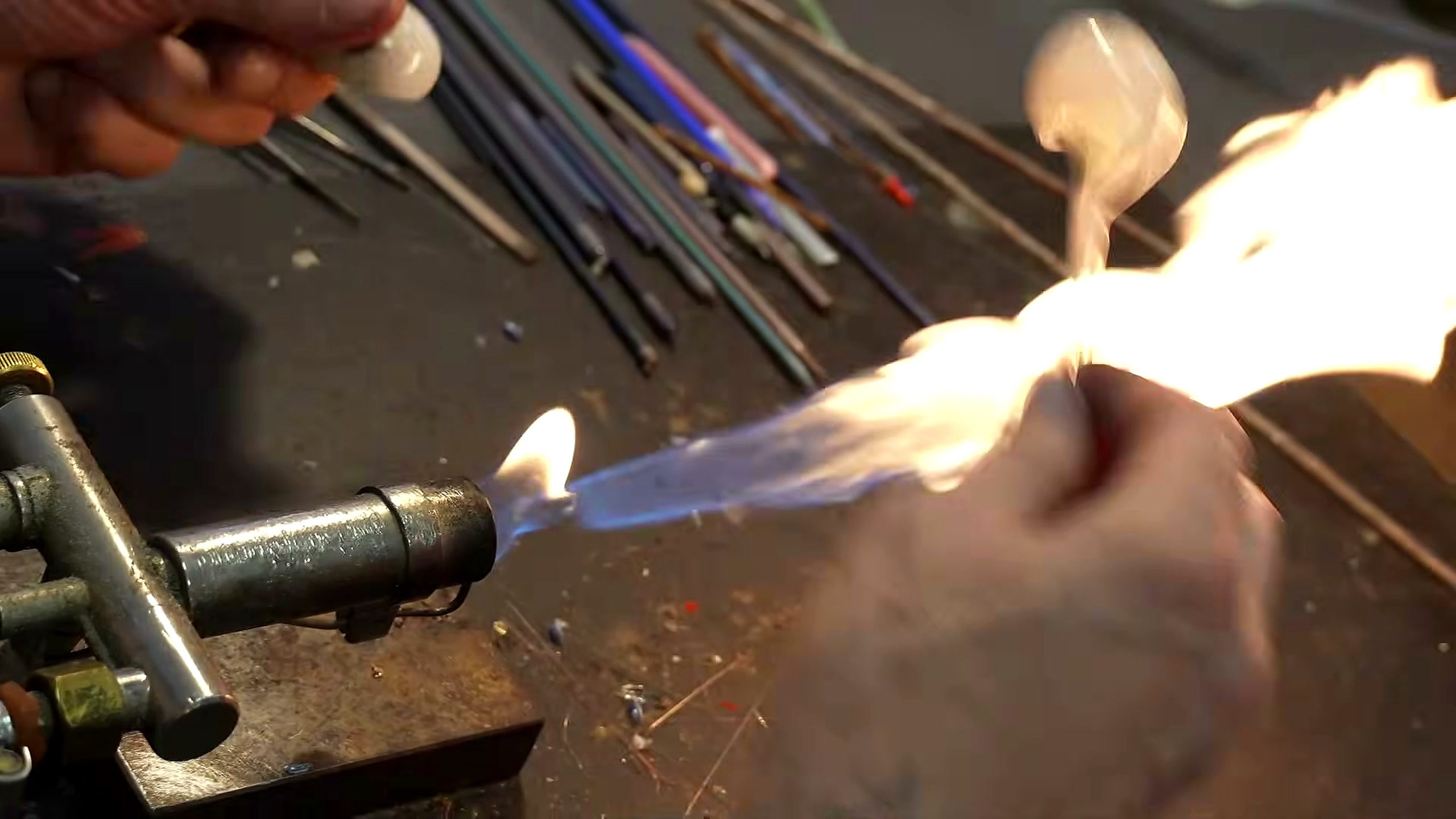 making real glass eye hand - a detail-check moment that helps readers inspect the process