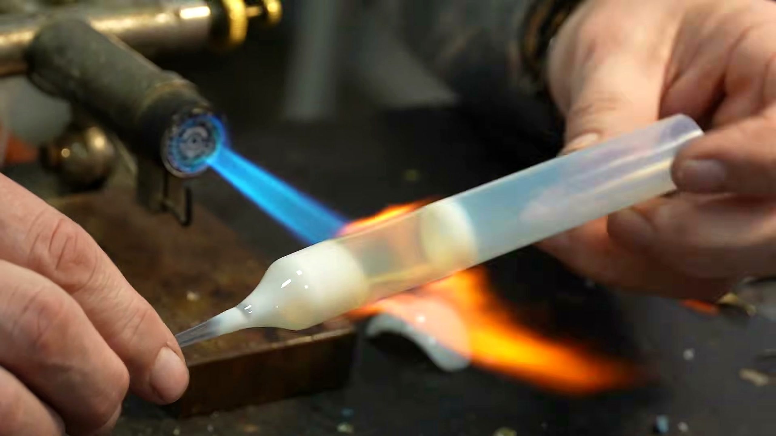 making real glass eye hand - the source video context before the main process is judged