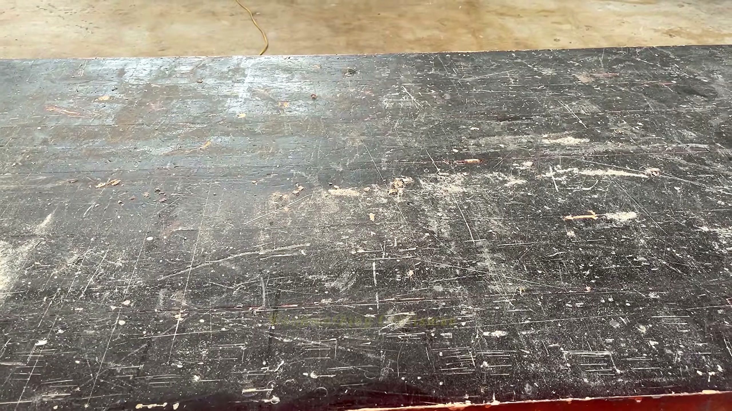 rescuing shipwreck timber - the main work stage that carries the video's practical lesson