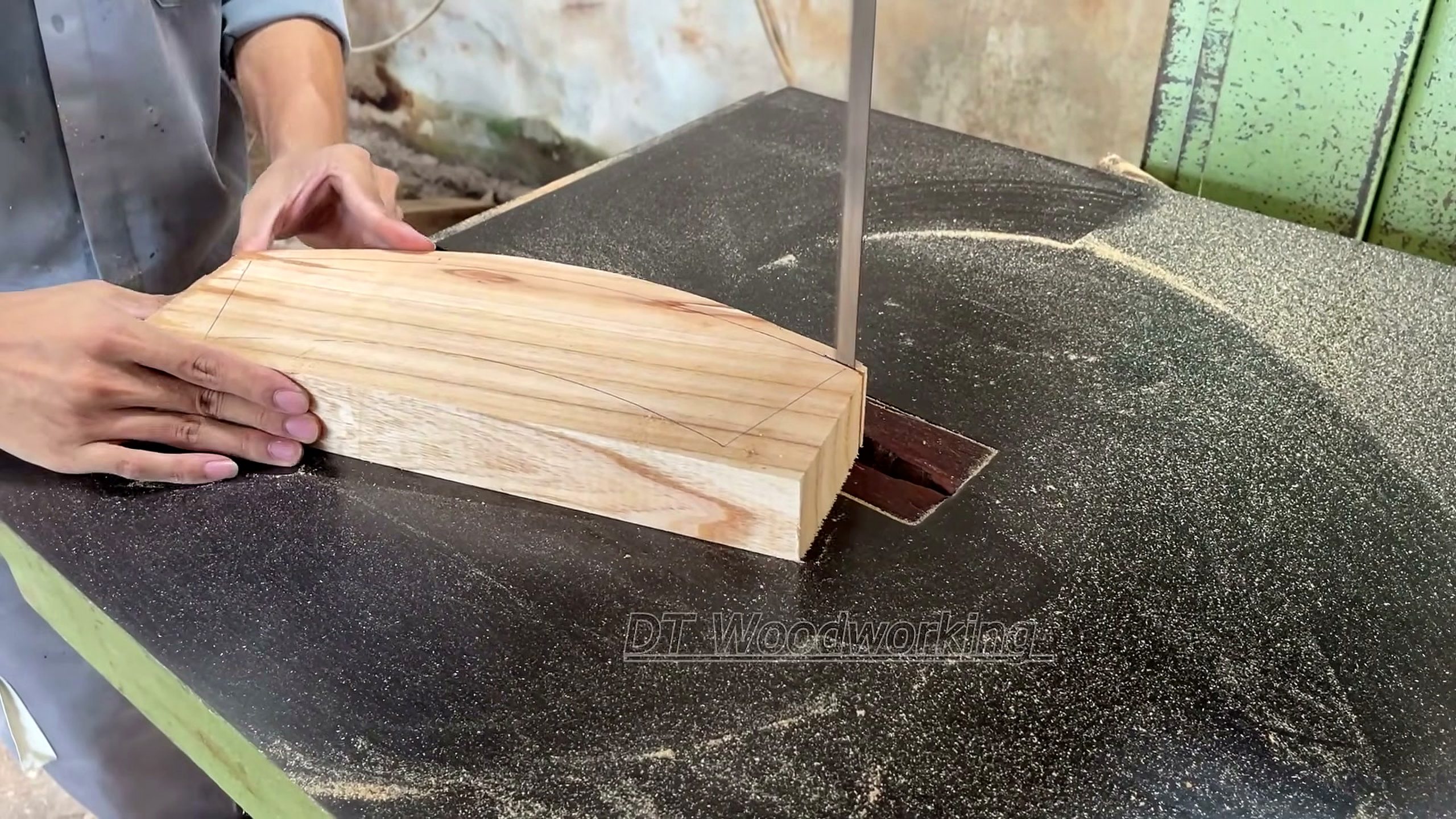 solid natural wood slabs - the source video context before the main process is judged