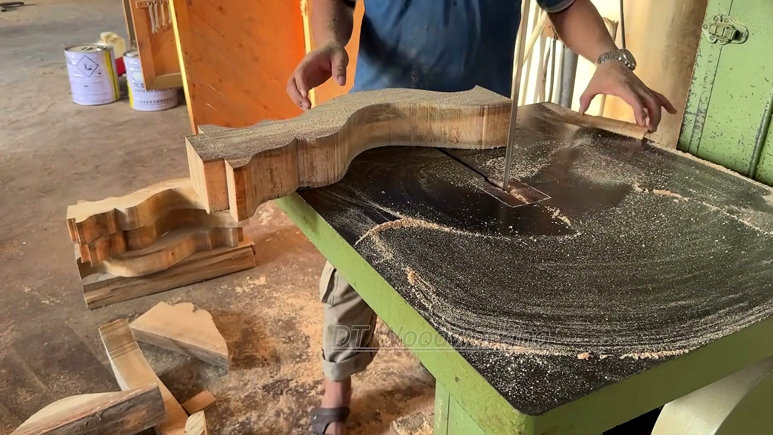 stunning coffee table - a detail-check moment that helps readers inspect the process