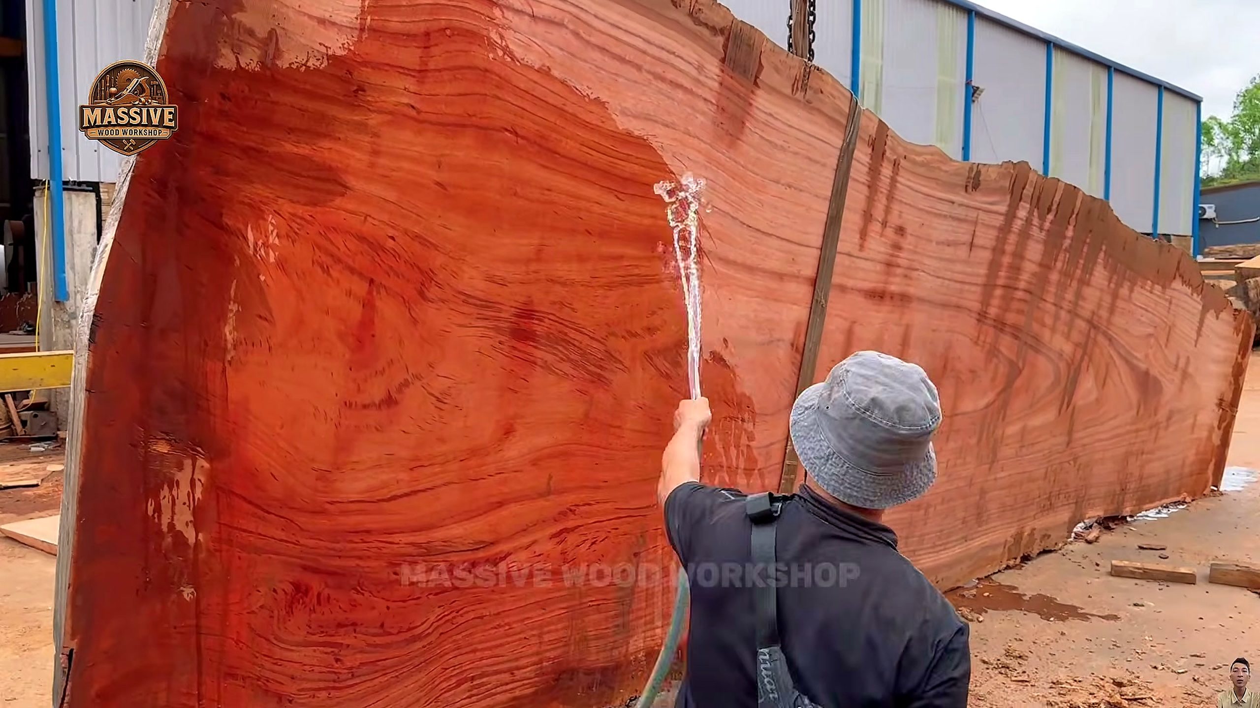 years nature transformed one legendary piece wood - the main work stage that carries the video's practical lesson